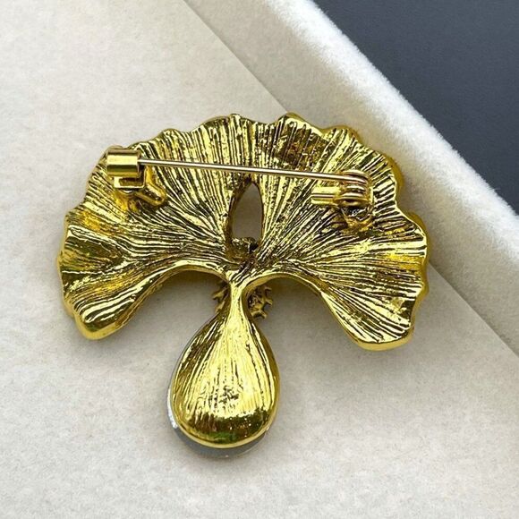 Yellow Gold with Champagne Topaz Crystal Gingko Flower Plant Pin Back Brooch - Picture 6 of 7
